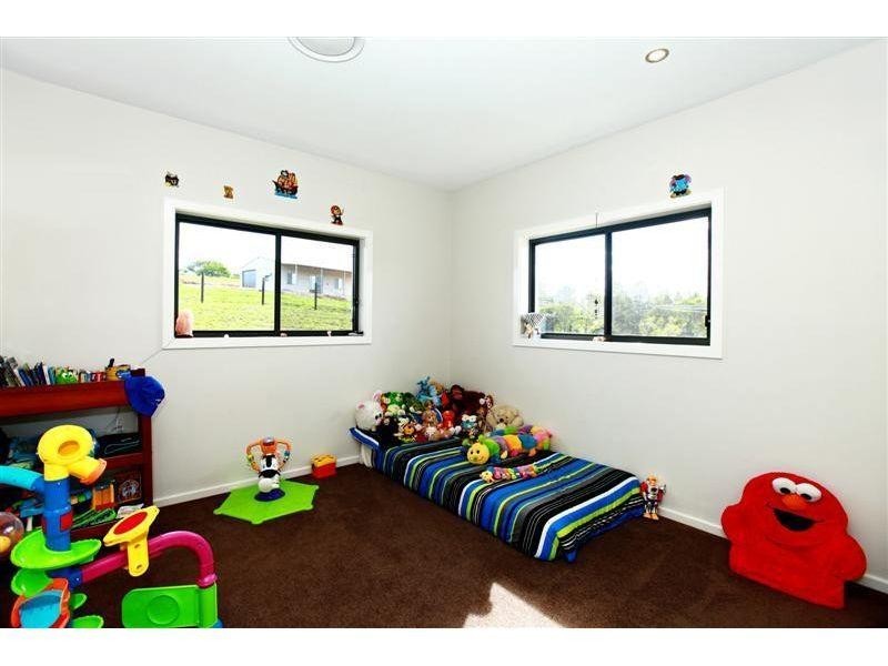 15 Edinburgh Court, East Deep Creek QLD 4570