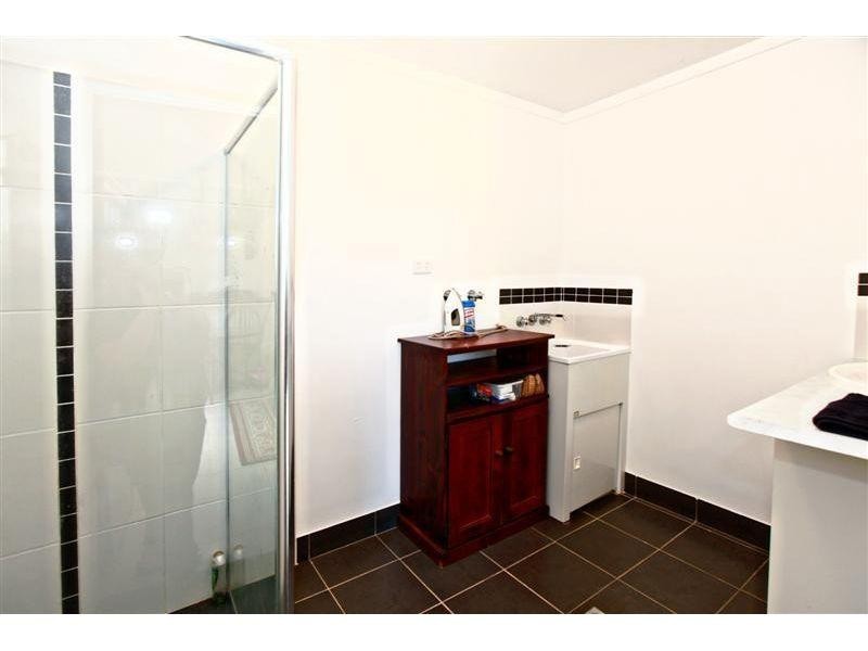 15 Edinburgh Court, East Deep Creek QLD 4570