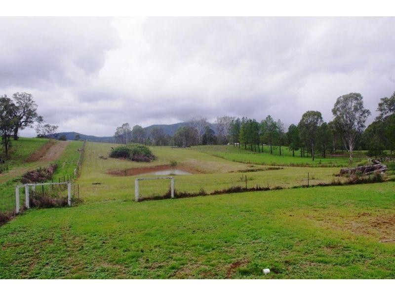 123 Barrett Road, Widgee QLD 4570