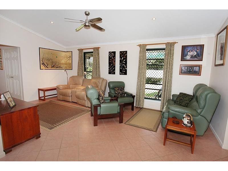 109 Lynch Road, East Deep Creek QLD 4570