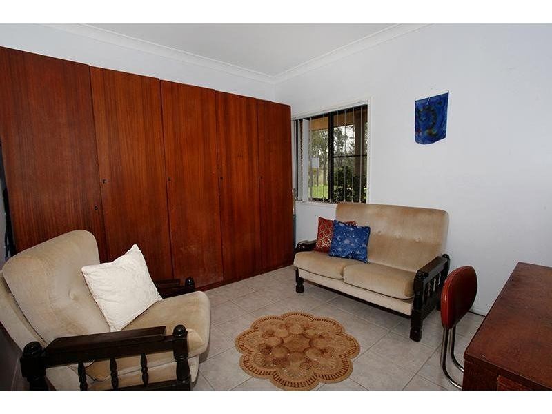 5 Oxford Court, Southside QLD 4570