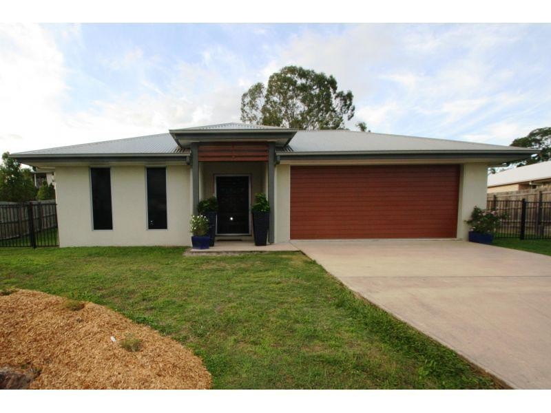12 Eagle Hawk Drive, Southside QLD 4570