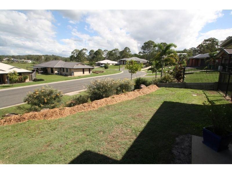 12 Eagle Hawk Drive, Southside QLD 4570