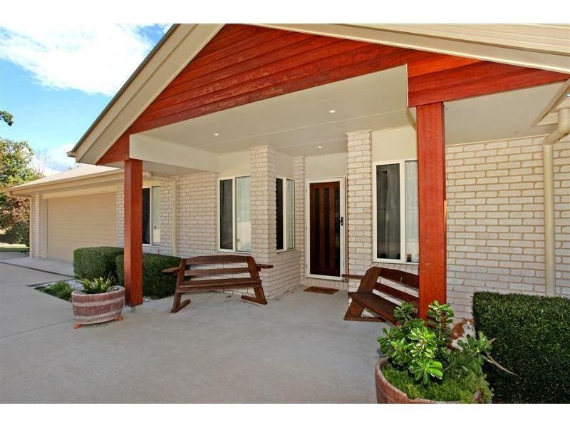 11 Topaz Court, Southside QLD 4570