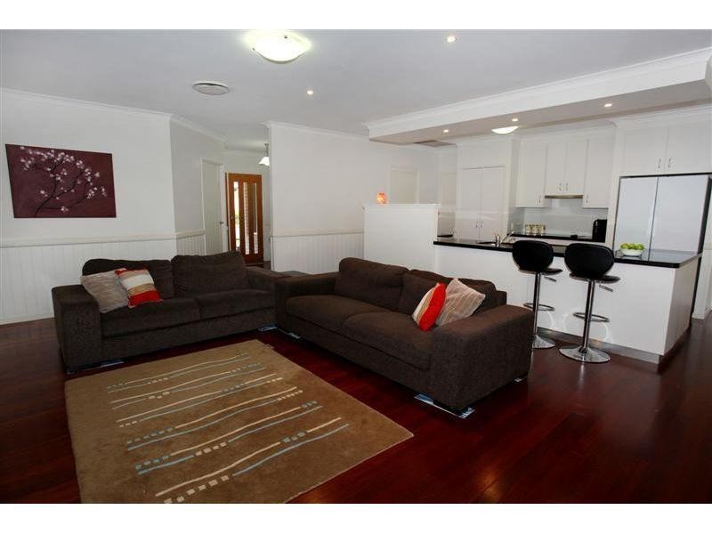 11 Topaz Court, Southside QLD 4570