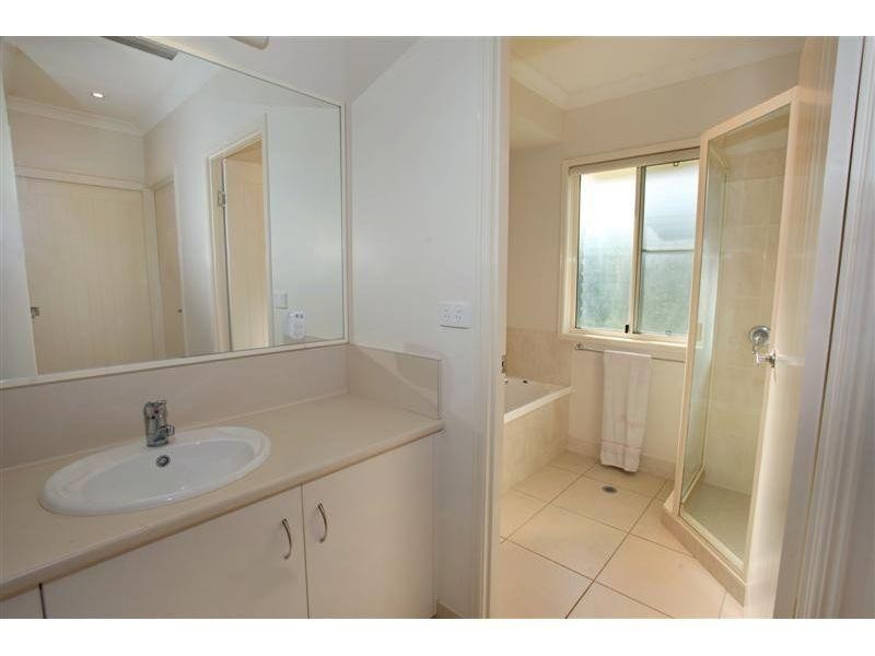 11 Topaz Court, Southside QLD 4570