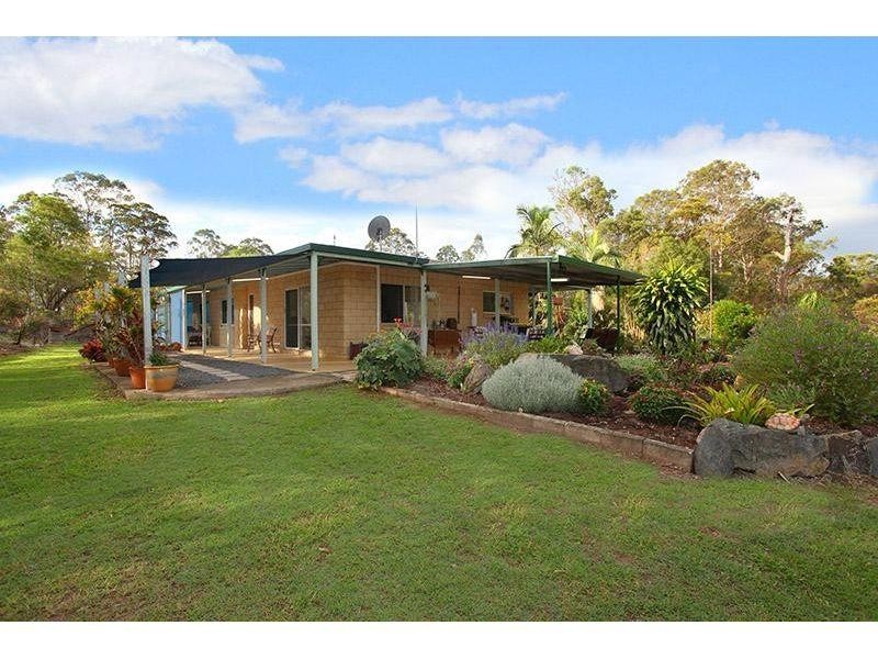 15 Van Doren Road, Southside QLD 4570