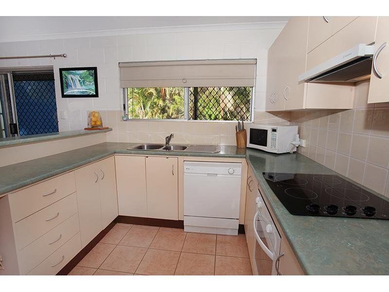 15 Van Doren Road, Southside QLD 4570