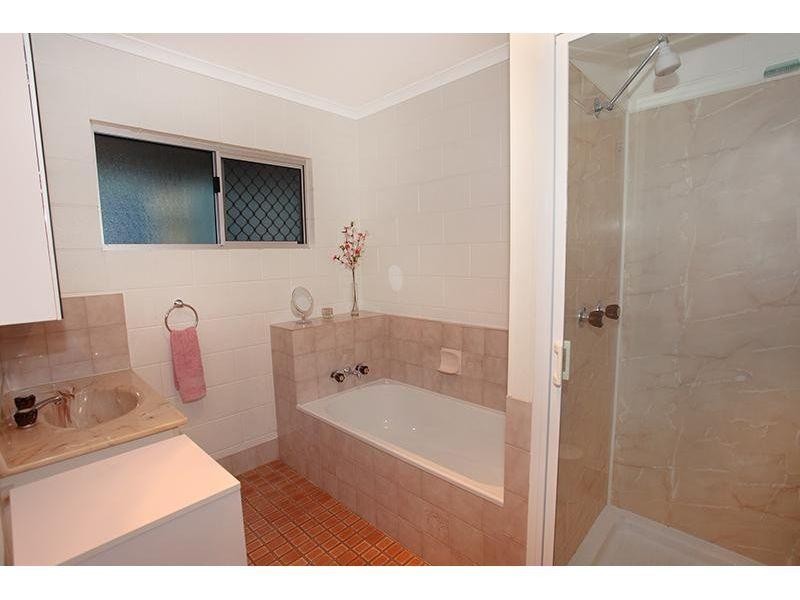 15 Van Doren Road, Southside QLD 4570