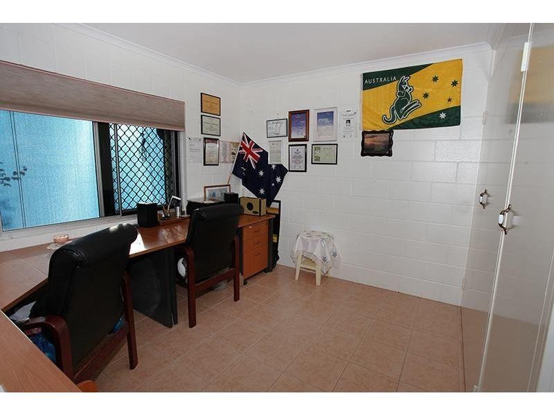 15 Van Doren Road, Southside QLD 4570