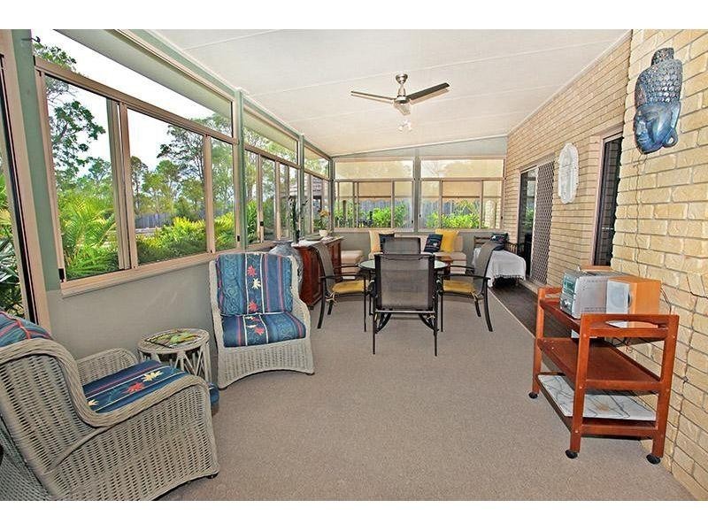 7 Suncrest Court, Southside QLD 4570