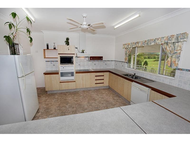 73 Burgess Rd, Calico Creek QLD 4570
