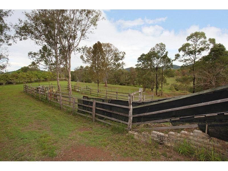 73 Burgess Rd, Calico Creek QLD 4570