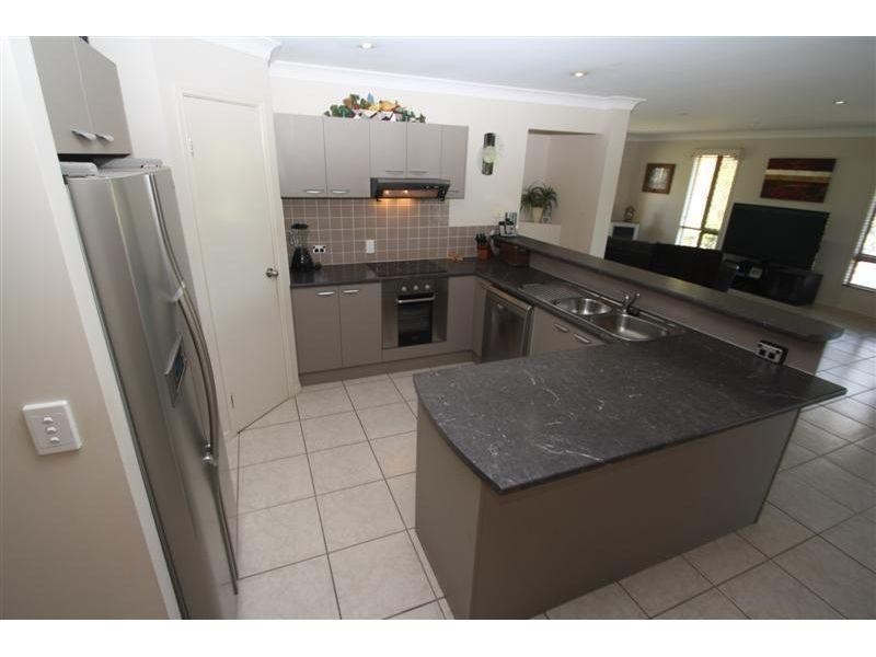 23 Bethongabel Court, Southside QLD 4570