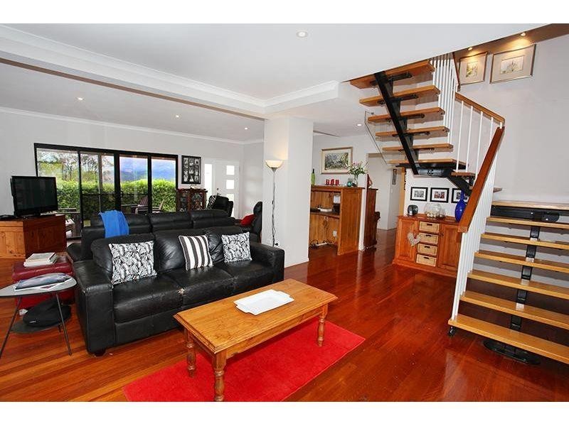 Mcintosh Creek QLD 4570