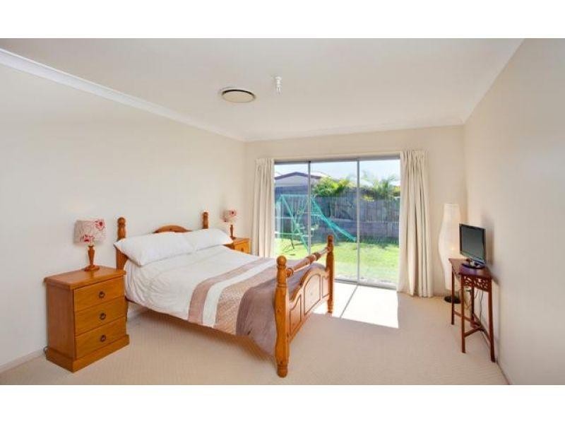 83  Gympie View Drive, Southside QLD 4570
