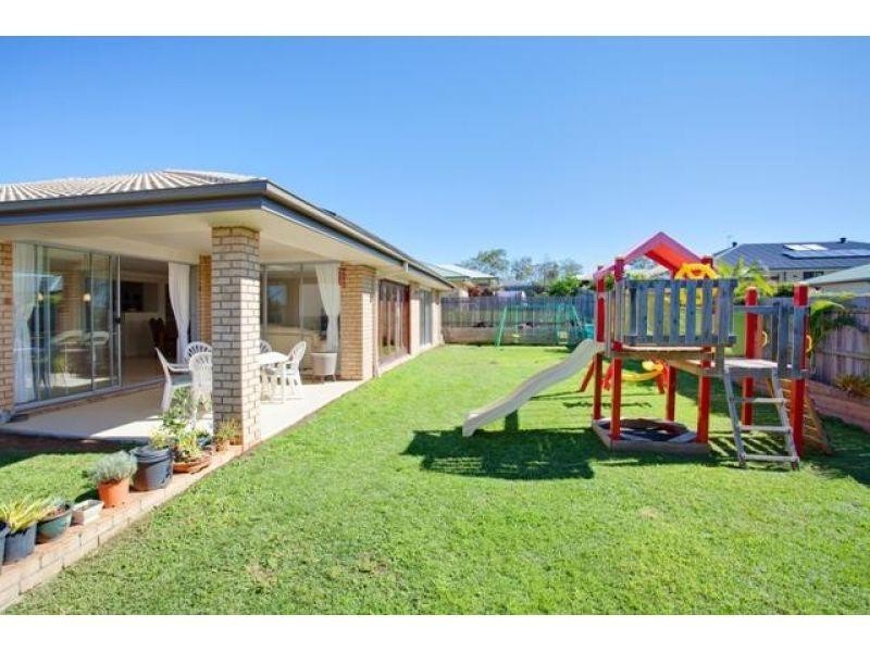 83  Gympie View Drive, Southside QLD 4570