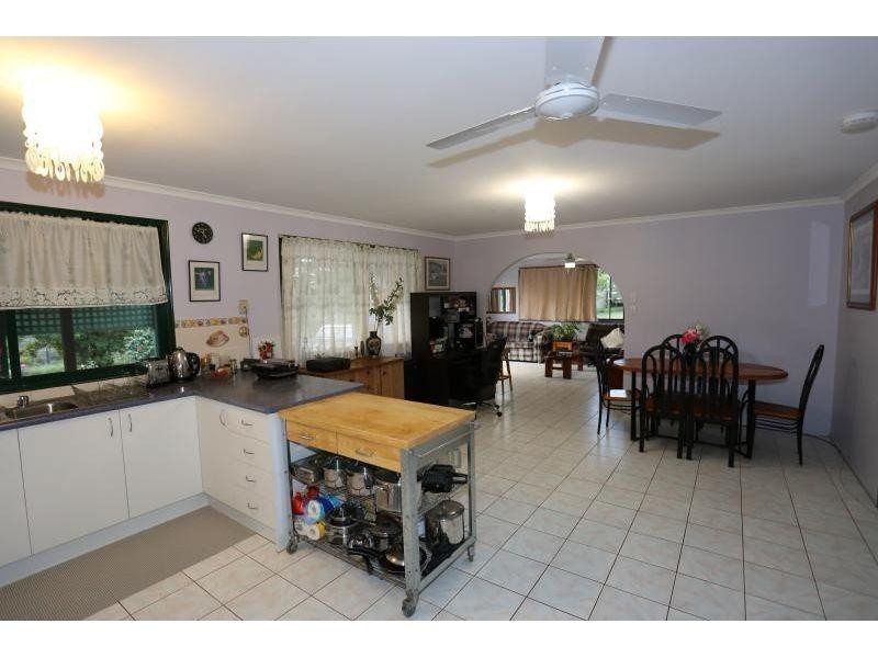 13 Edwards Road, Woolooga QLD 4570