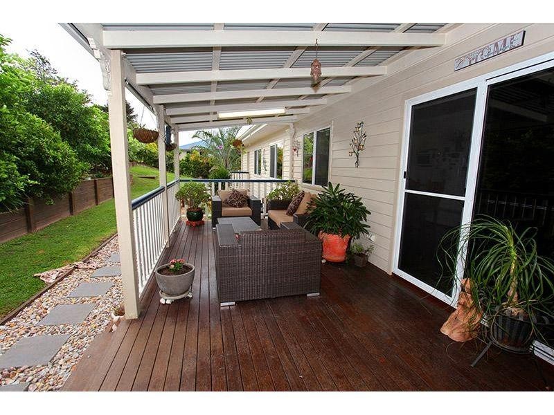 3 Oxley Court, Southside QLD 4570