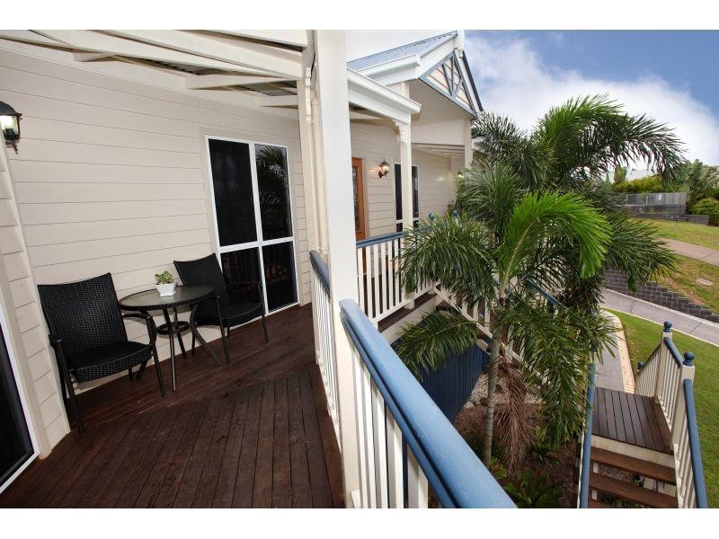 3 Oxley Court, Southside QLD 4570