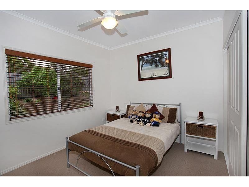3 Oxley Court, Southside QLD 4570