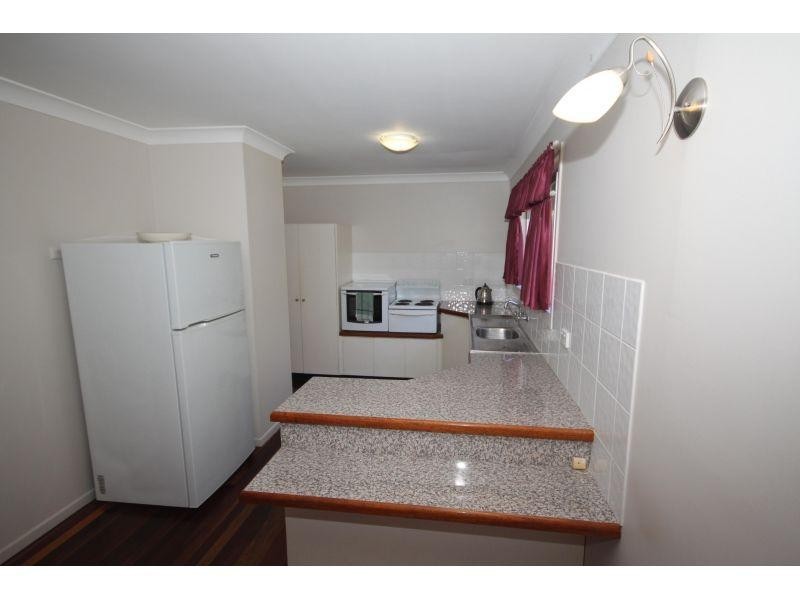 4 Cameron road, Southside QLD 4570