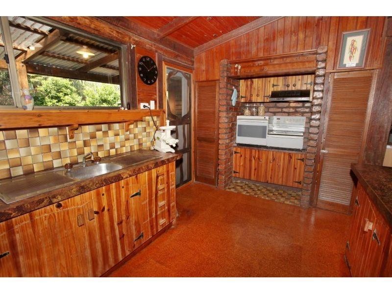 104 Kin Kin Road, Canina QLD 4570