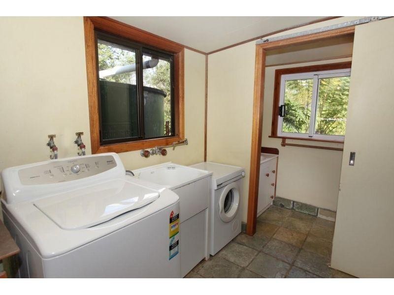 104 Kin Kin Road, Canina QLD 4570