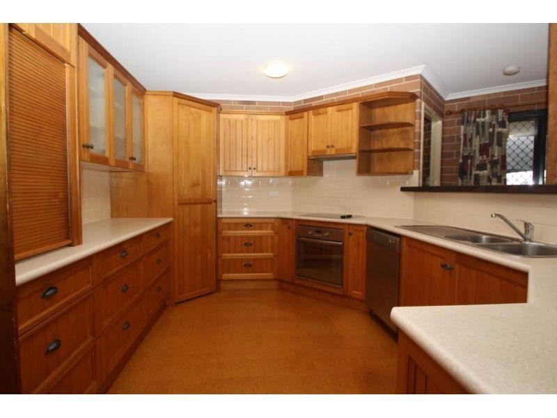 8 Nash Road, Araluen QLD 4570