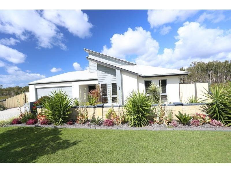 40 Tuna Way, Tin Can Bay QLD 4580