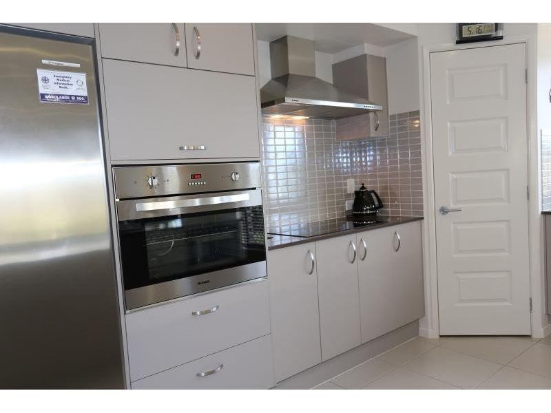 40 Tuna Way, Tin Can Bay QLD 4580