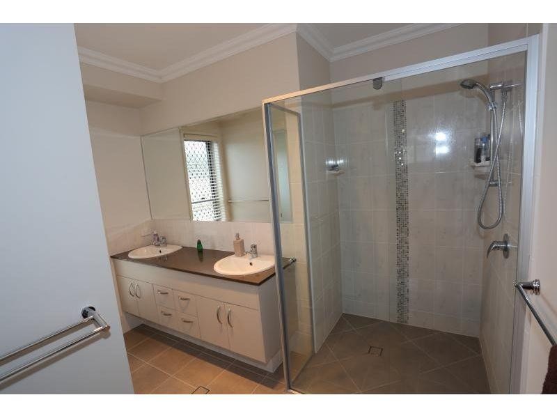 40 Tuna Way, Tin Can Bay QLD 4580