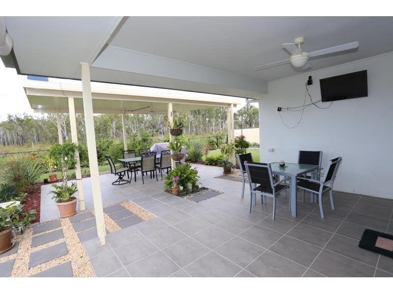 40 Tuna Way, Tin Can Bay QLD 4580