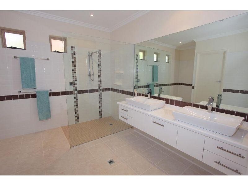 22 Bluewing Bvd, Banks Pocket QLD 4570