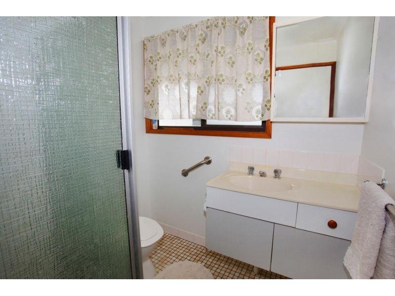 12 Arnold Rd, Veteran QLD 4570