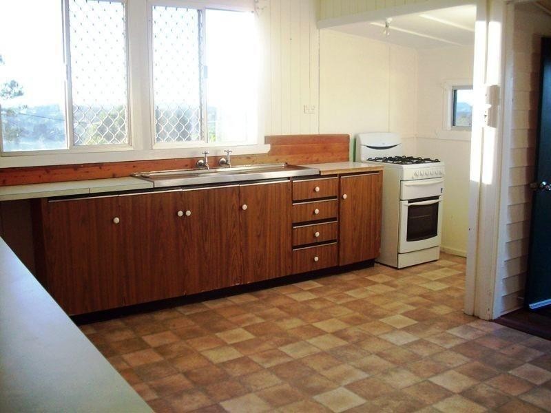 77 Meredith Rd, Veteran QLD 4570