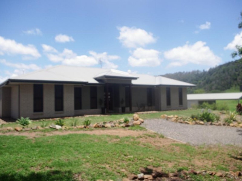 140 Irvine Road, Chatsworth QLD 4570