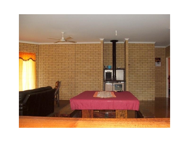 187  Macauley Road, Tansey QLD 4601