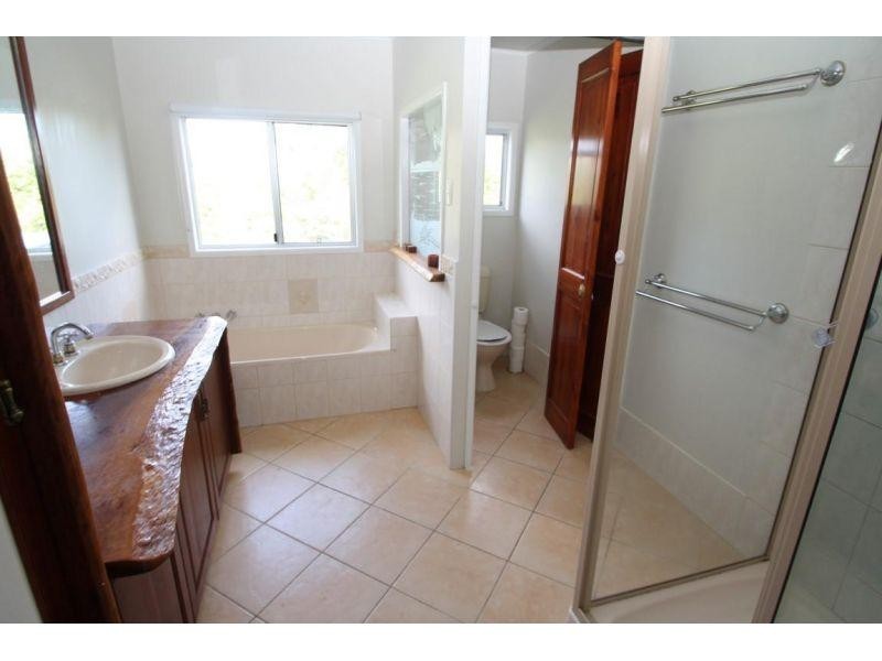 619 Tin Can Bay Road, Canina QLD 4570