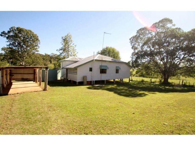 559 Rocks Road, Pie Creek QLD 4570