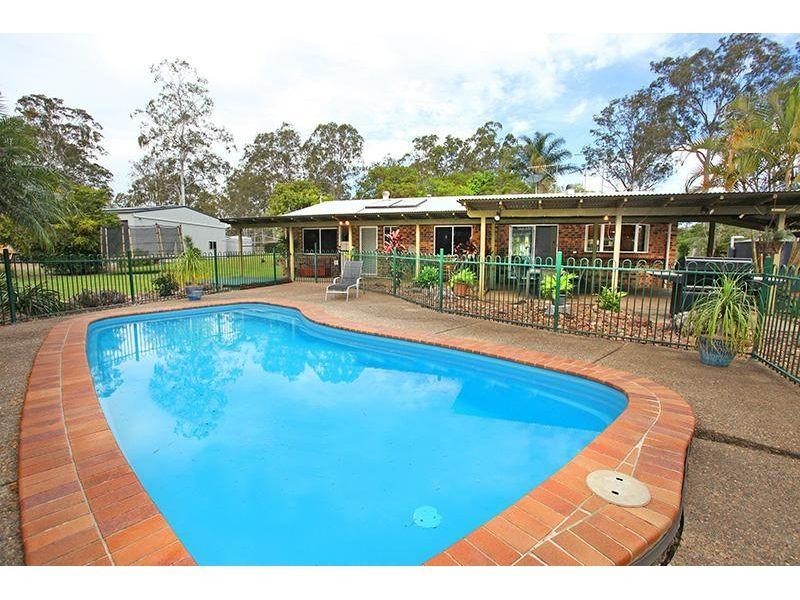 52 Delray Road, Mothar Mountain QLD 4570