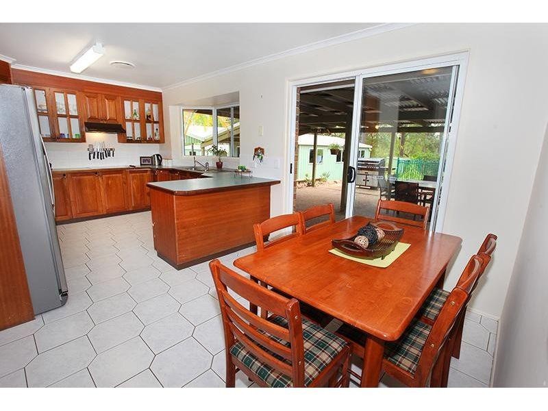 52 Delray Road, Mothar Mountain QLD 4570
