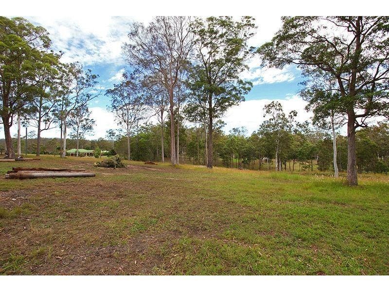 52 Delray Road, Mothar Mountain QLD 4570