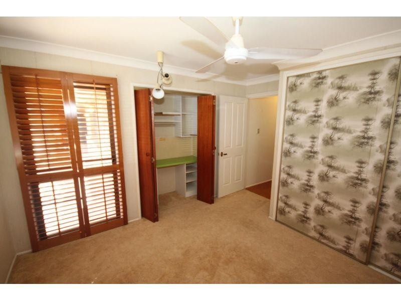 7 Lindsay Street, Southside QLD 4570