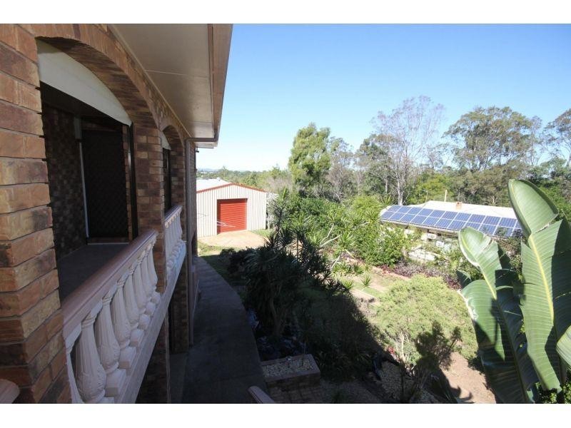 7 Lindsay Street, Southside QLD 4570