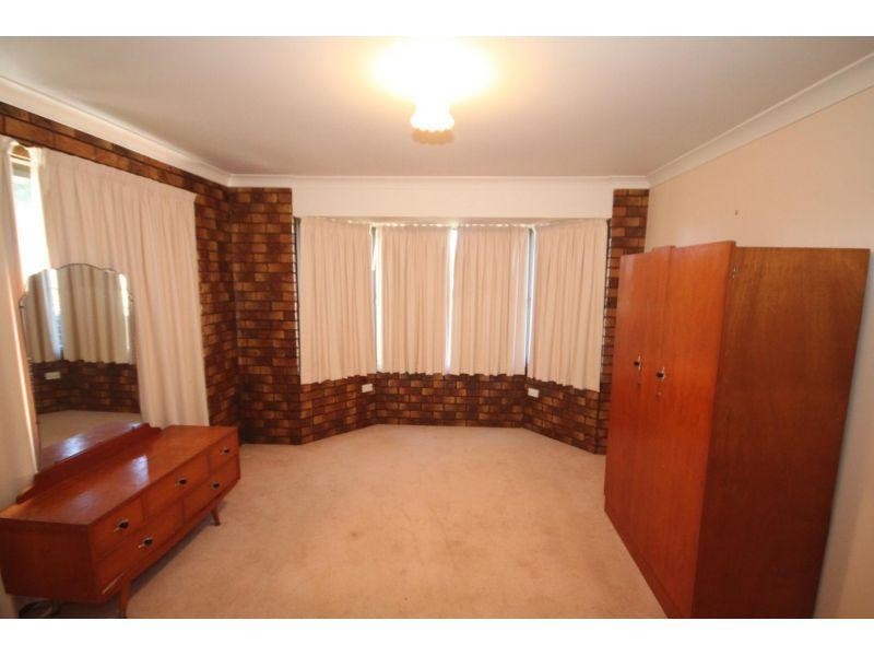 7 Lindsay Street, Southside QLD 4570