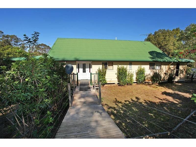 1021  Tin Can Bay Road, Canina QLD 4570