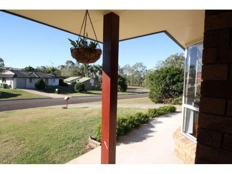 3 Fossickers Court, Southside QLD 4570