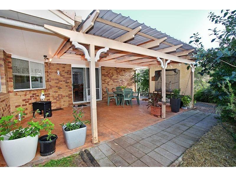 24 Curtain Road, Pie Creek QLD 4570