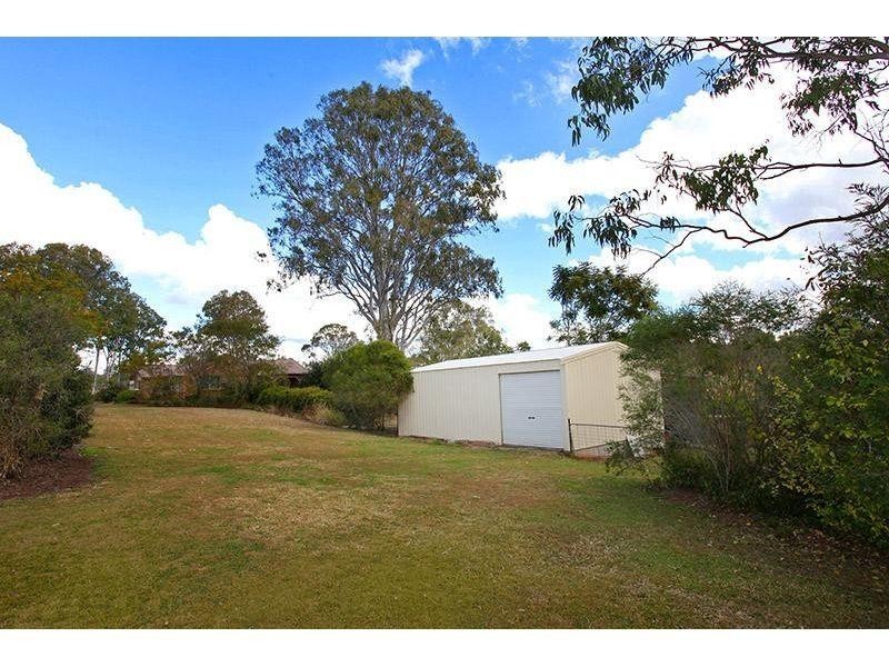 24 Curtain Road, Pie Creek QLD 4570